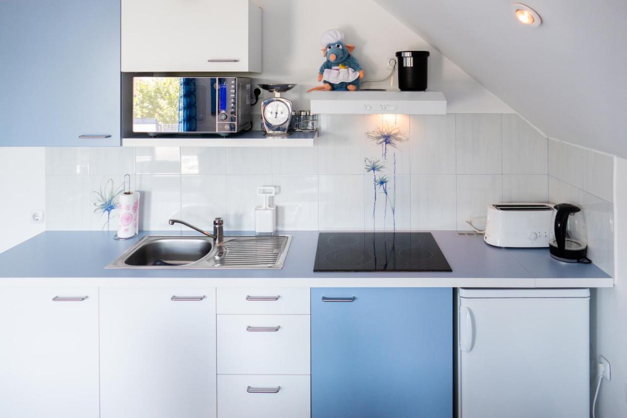 Modrin Apartments 卡姆尼克 外观 照片