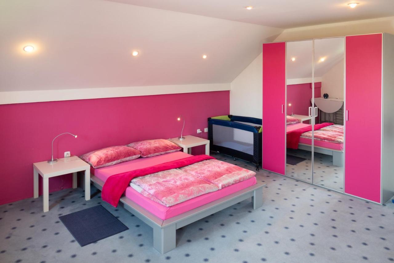 Modrin Apartments 卡姆尼克 外观 照片