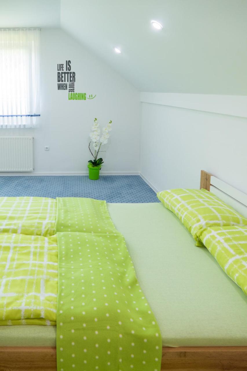 Modrin Apartments 卡姆尼克 外观 照片